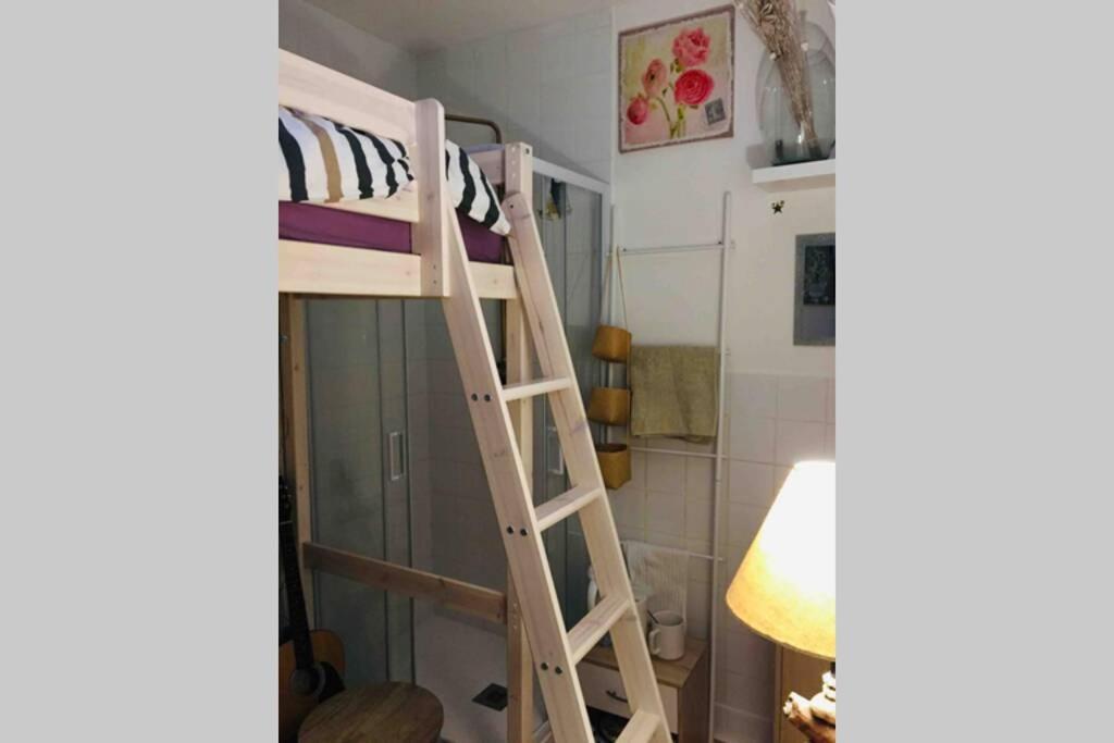 Le Studio De Martine - 9e - 5 Min A Pied Du Moulin Rouge - 15 Min A Pied Des Galeries Lafayette Et De Montmartre Appartement Parijs